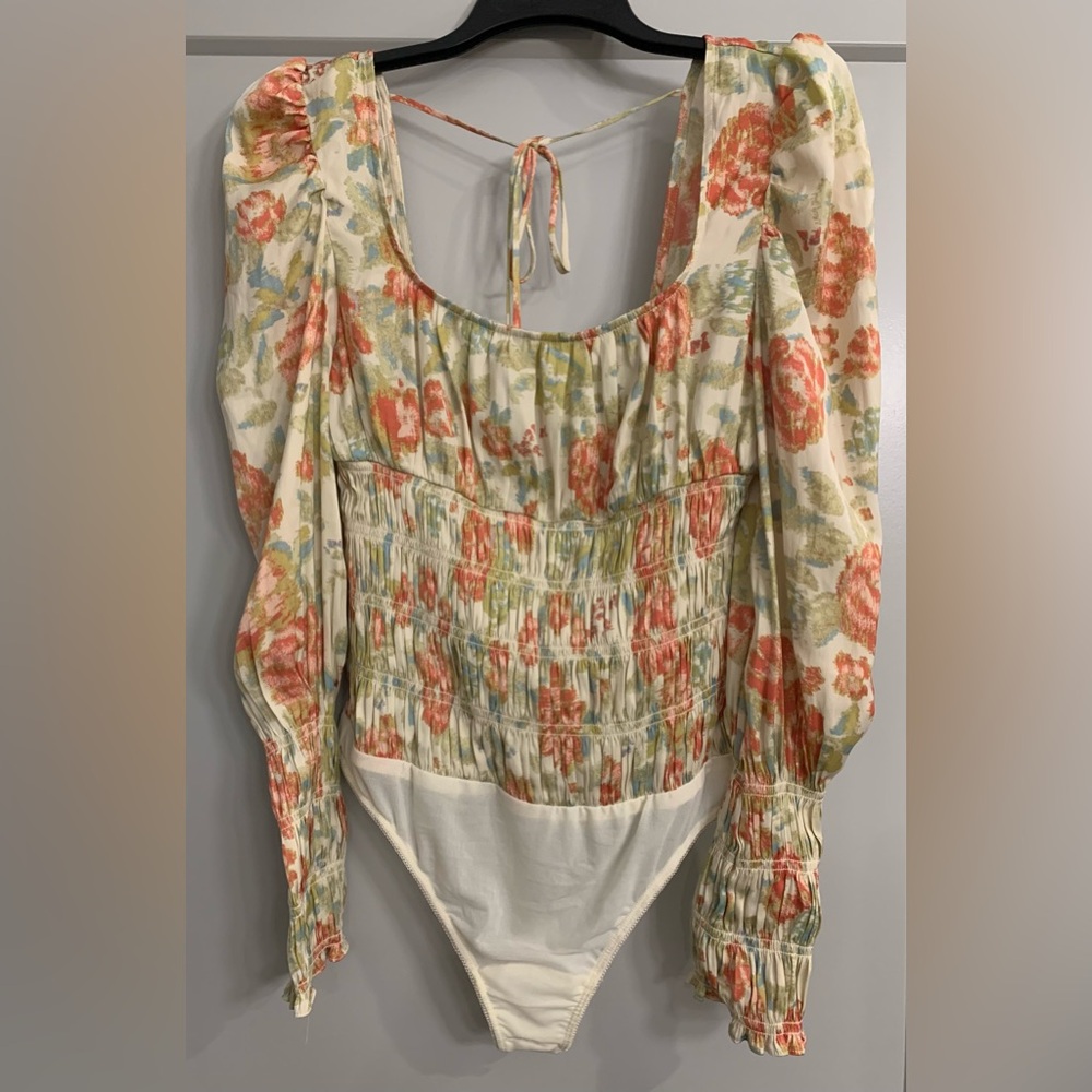 Free People Intimately Smock It To You Bodysuit size Medium Floral Ivory Smocked - Picture 15 of 15
